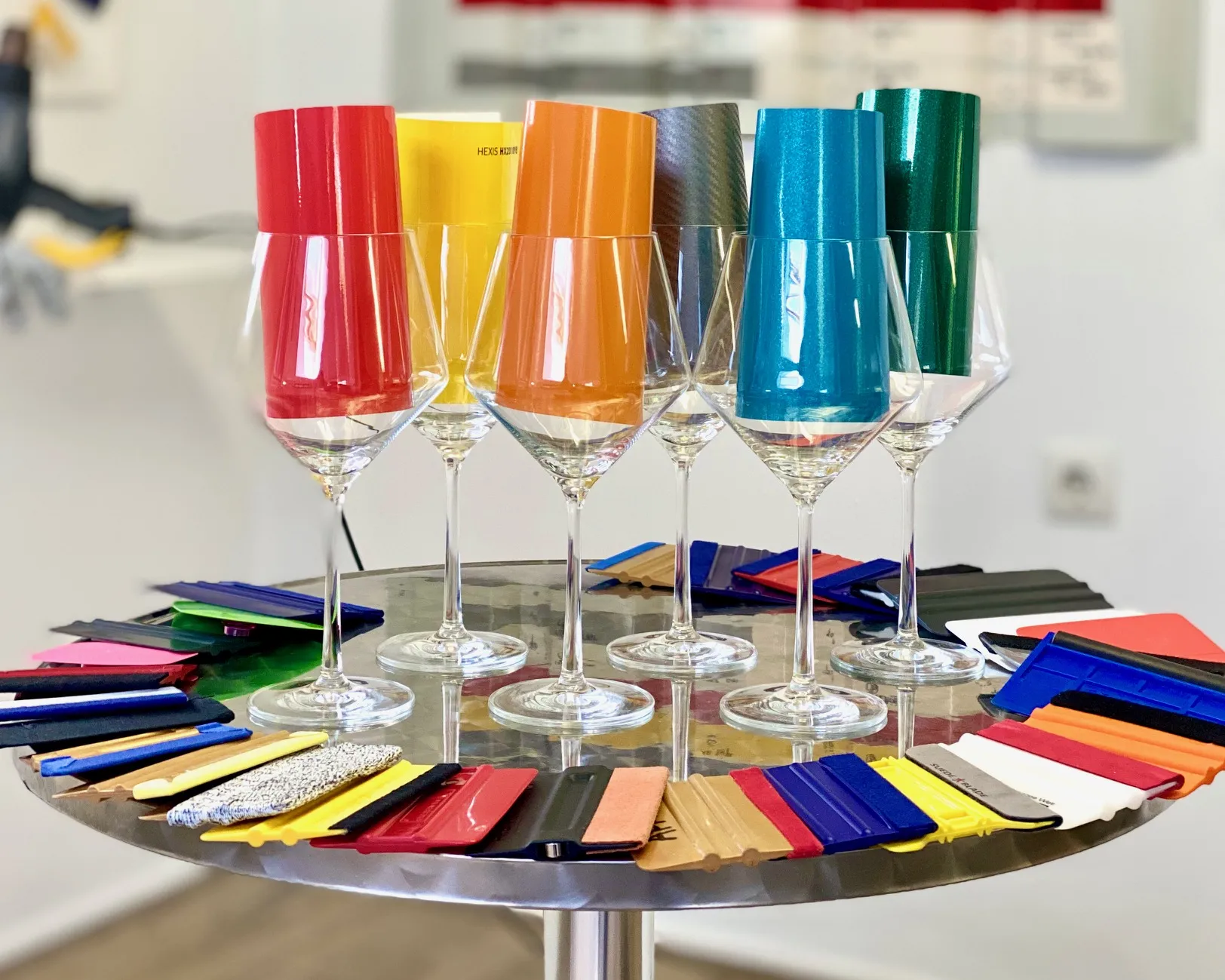 Appcademy carwrap wrapmaster leert je folies onderscheiden tijdens een folie proeverij